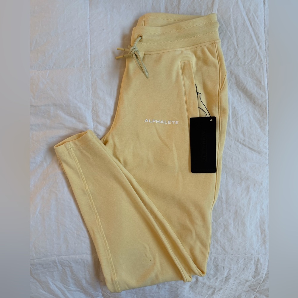 NWT Alphalete Essential Core Joggers XS
